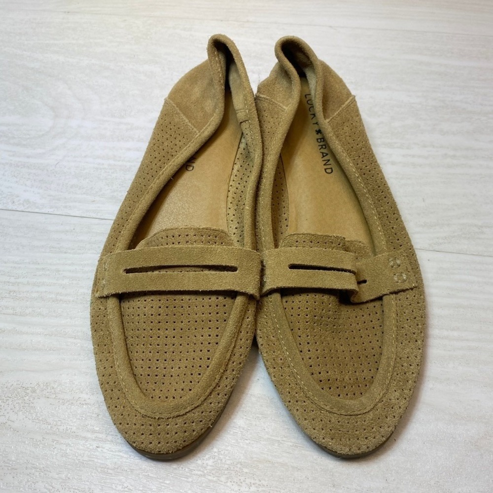 Lucky Brand Womens 7.5 Caylon Loafers Penny Suede Tan Perforated Leather Flats